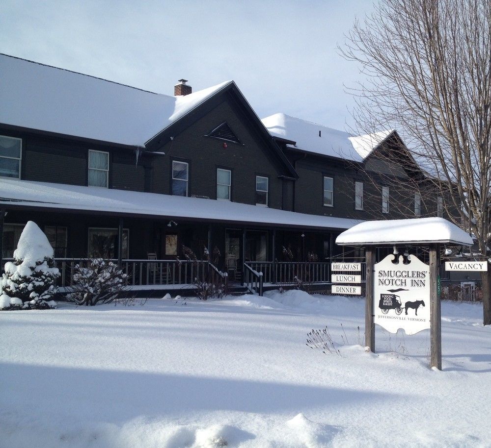 Smugglers Notch Inn Jeffersonville Exterior photo