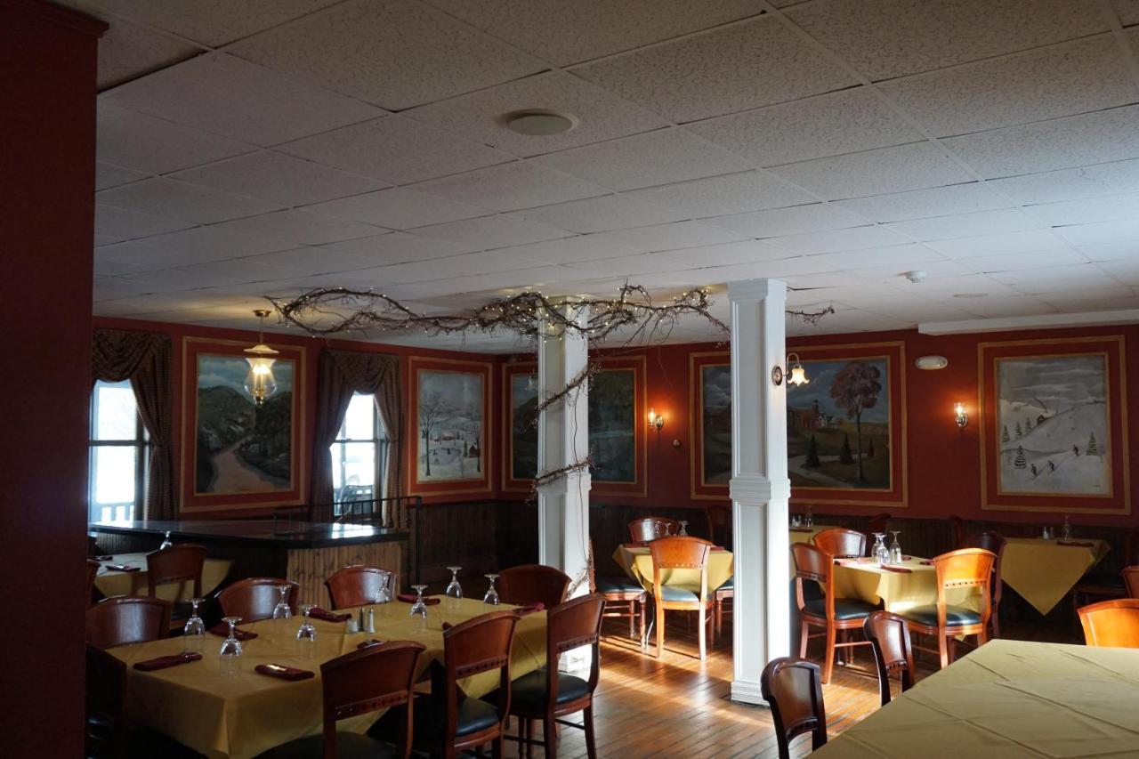 Smugglers Notch Inn Jeffersonville Exterior photo